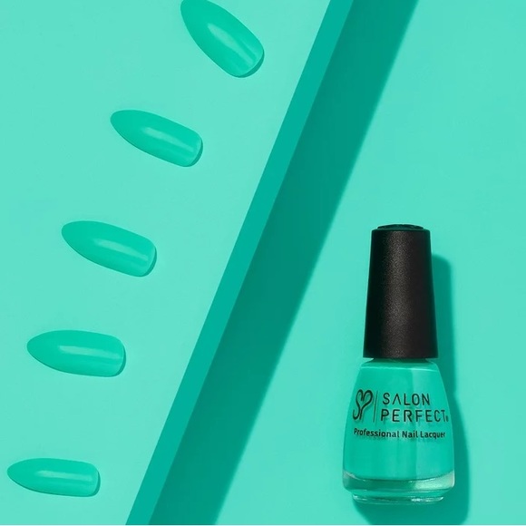 SALON PERFECT TIPS & TOES MER-MADE OF MONEY MATCHING LACQUER & NAIL SET - Picture 6 of 6